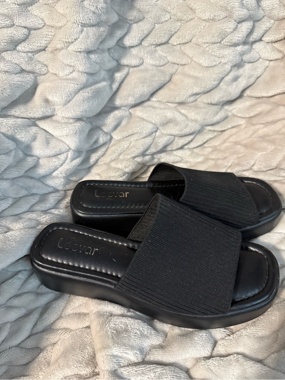 Leevan Black Stretch Wedge Slide Sandals Minimalist Comfort Size 7